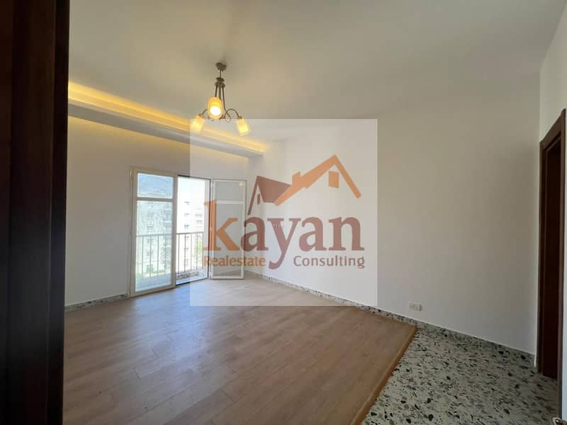 4 WhatsApp Image 2025-11-05 at 14.08. 30_2b5df7f9. jpg