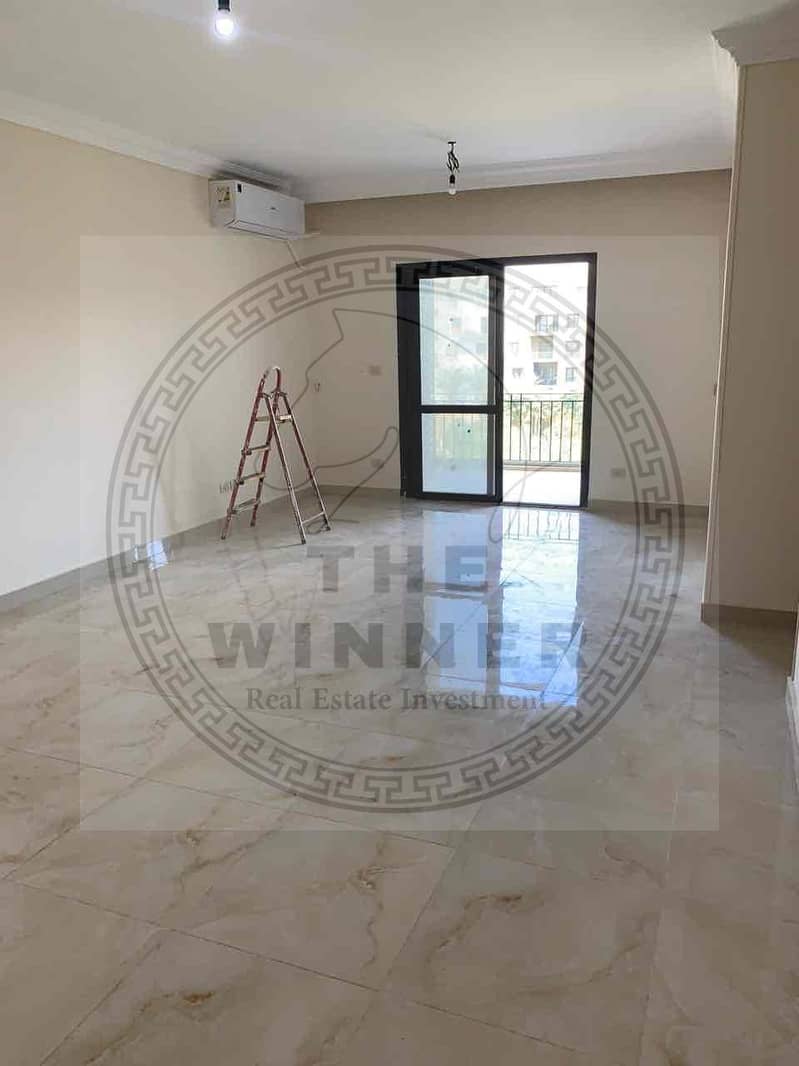 4 aa252942-0e09-4ee0-8a96-c2355705f554. jpg