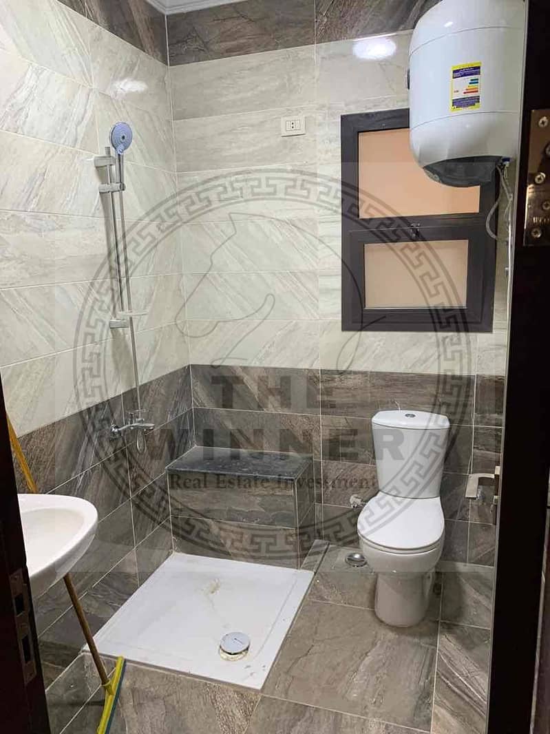 10 cf568682-d5fa-4c77-9f80-7072d105b99e. jpg