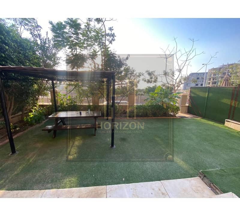 2 WhatsApp Image 2025-10-01 at 2.07. 28 PM (1). jpg