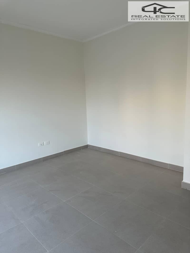 7 WhatsApp Image 2025-11-12 at 1.43. 45 AM (1). jpeg