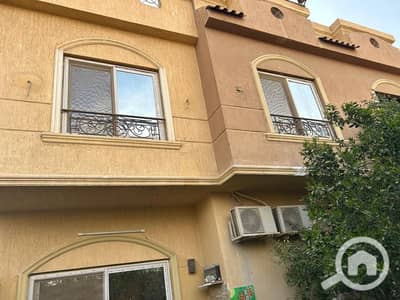 تاون هاوس 5 غرف نوم للبيع في القاهرة الجديدة، القاهرة - IMG-20251112-WA0026. jpg