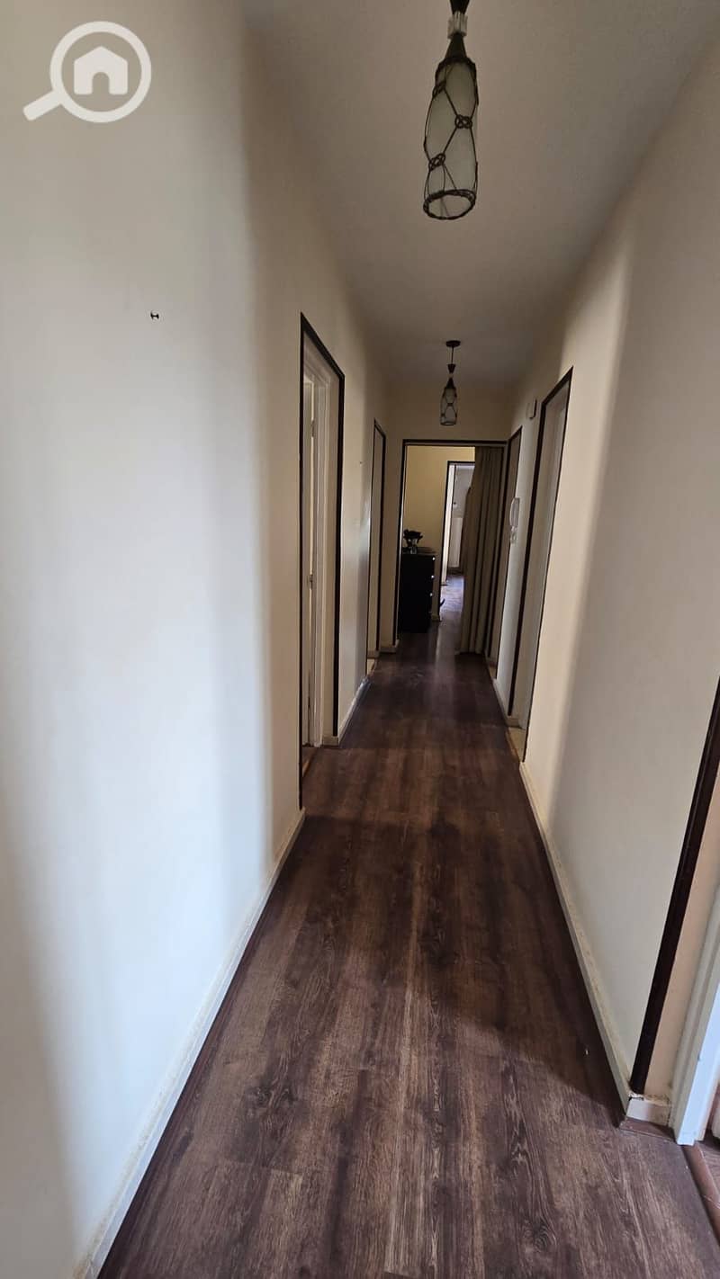 6 eec398bc-3fb9-49a9-bf3f-be8bcff6ec58. jpg