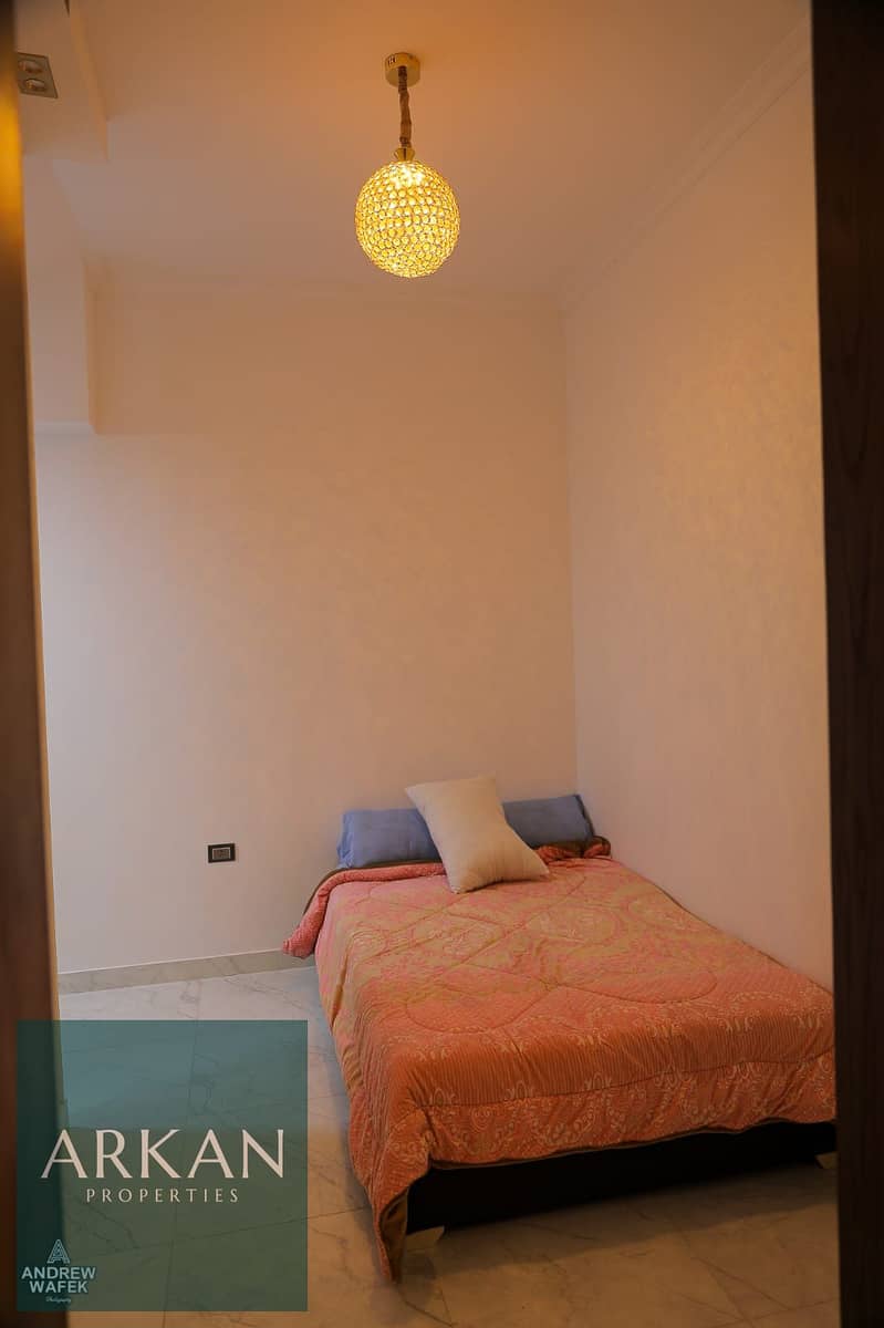 22 46085a94-cf3e-42d2-bfc6-f41fc1d7bf1e. jpg