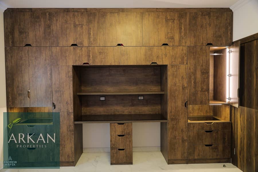 30 bf2db709-9286-4b5e-a7b1-5a8fb4b53408. jpg