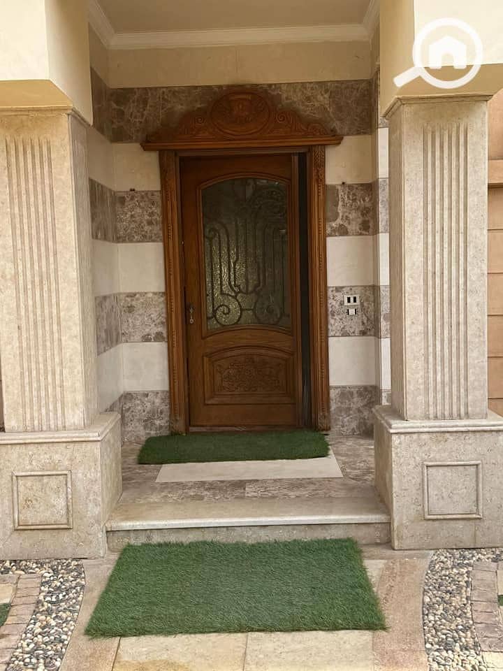 9 492893897_122201945024140140_4147529620907424071_n. jpg