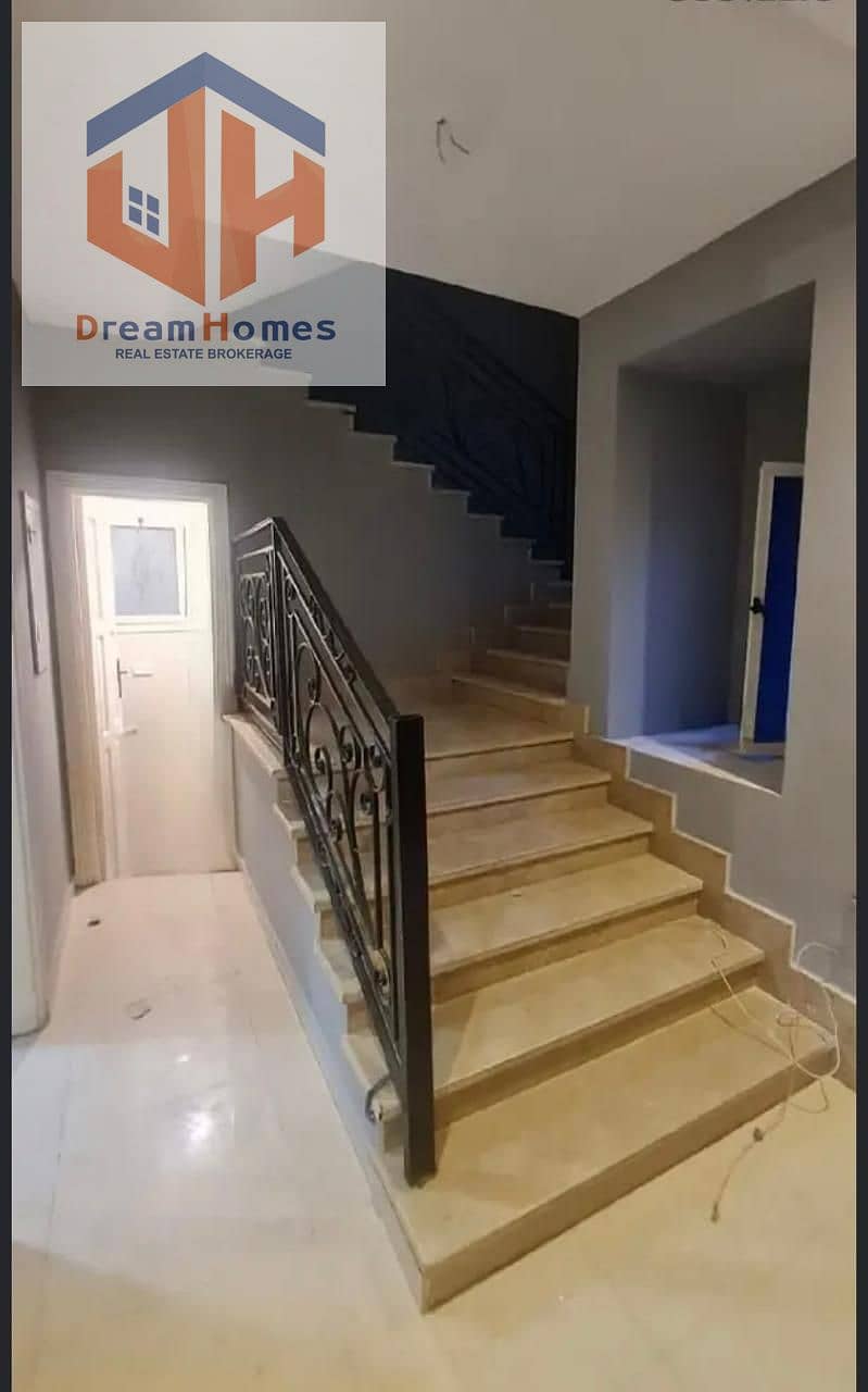 10 2874a46f-774d-4051-aebd-820443f56d5e. jpg