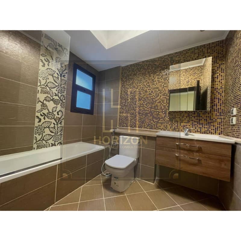 10 WhatsApp Image 2025-09-29 at 12.36. 15 PM. jpg