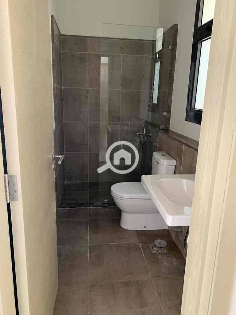 4 aa12ae73-ff45-4f30-a6f4-4315cd9afb8c. jpg