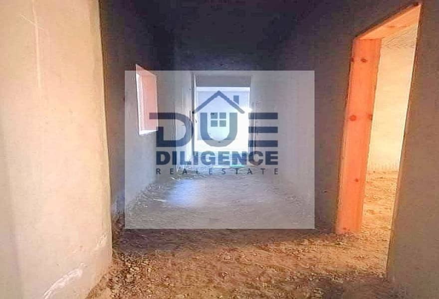 8 c9c850e0-7f18-4fe6-bf7a-3a0cd72162c6. jpeg