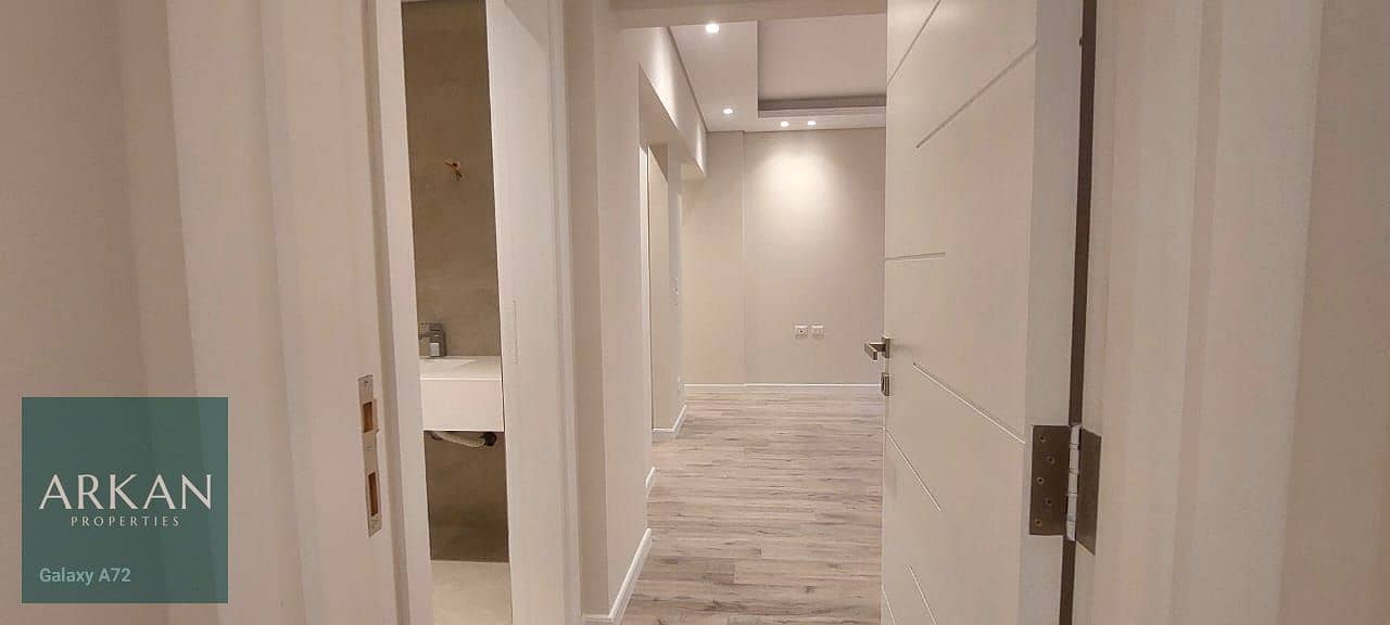 2 0d6774c9-82ff-4eae-aa26-600b45f3e7e5. jpg