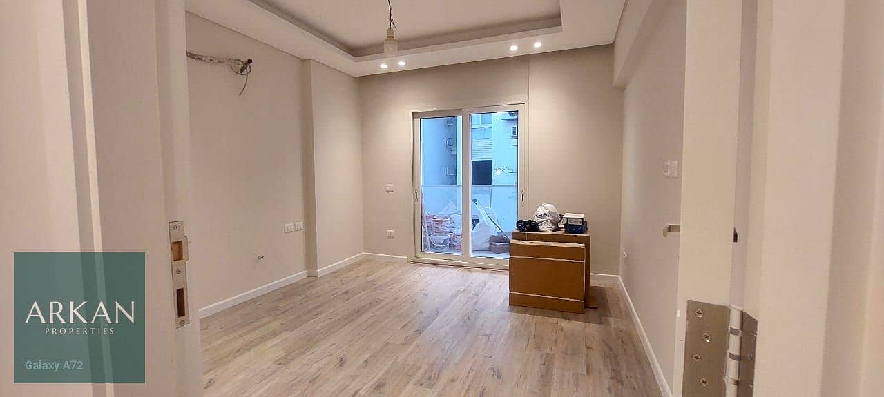 5 6d6e72f5-d4cb-49c8-8d7d-811491f7d0c9. jpg