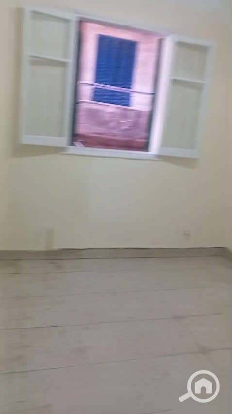 7 WhatsApp Video 2025-11-12 at 18.49. 55_6d2bdb5b_000032. jpg