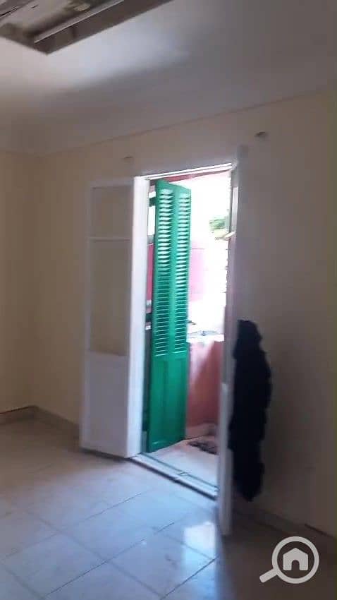 12 WhatsApp Video 2025-11-12 at 18.49. 55_6d2bdb5b_000059. jpg