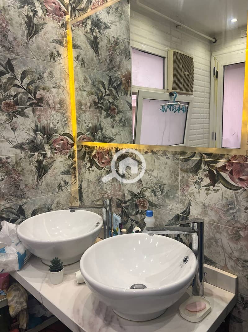 4 WhatsApp Image 2025-09-16 at 19.47. 15_0328335b. jpg