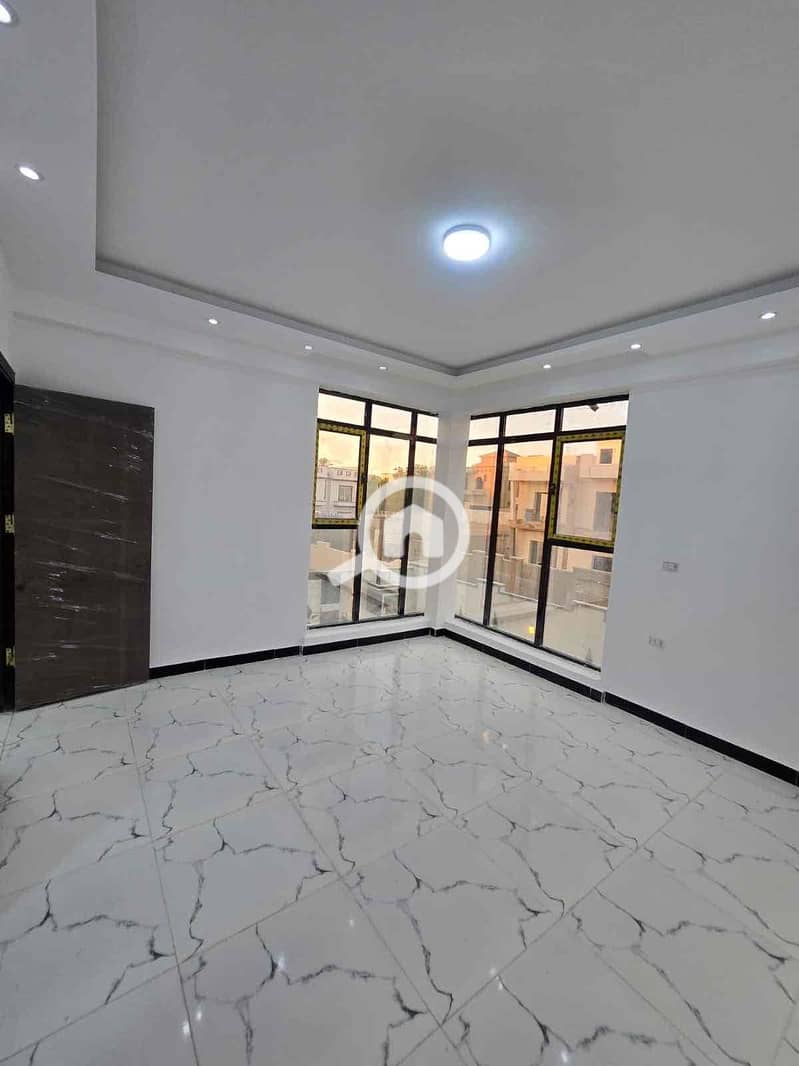 17 1c3116a8-43e3-43be-b87e-6bd190ff5424. jpg