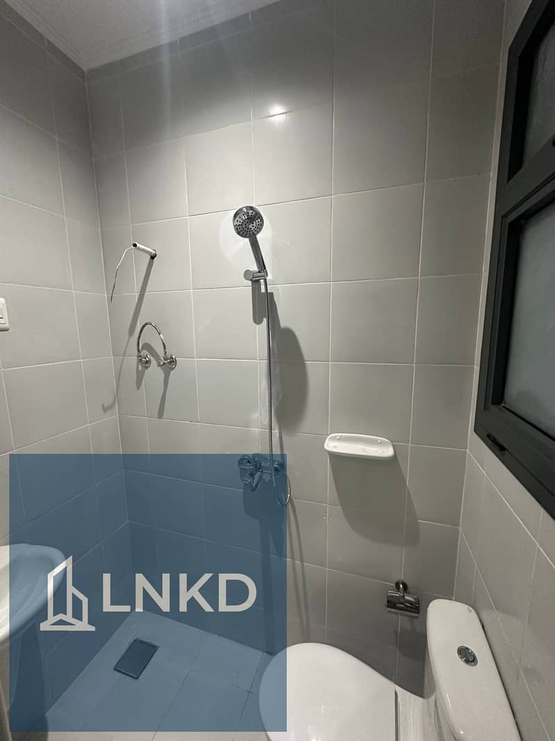 17 032366c9-c4cb-46b7-be2e-76dbd82d0942. jpg