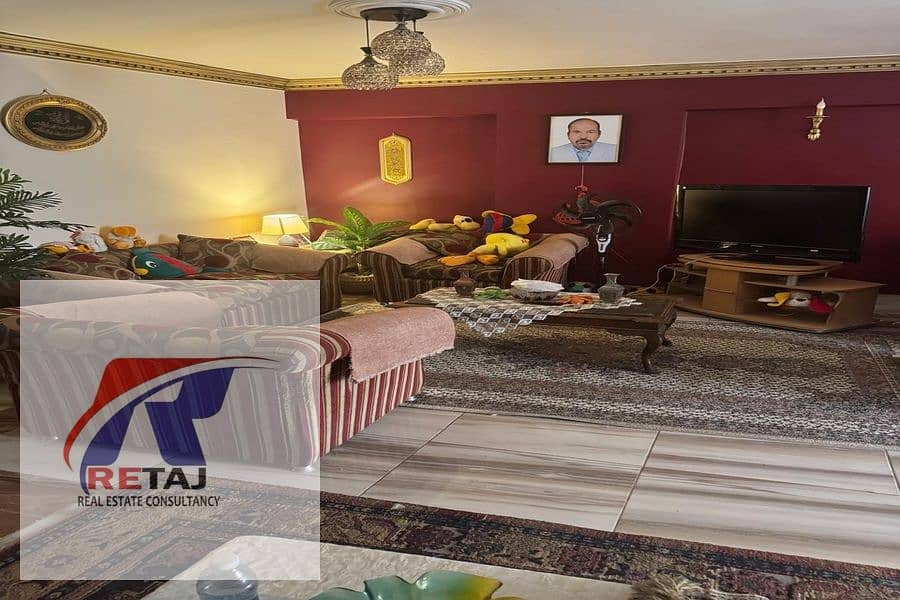 4 c2a8bd6b-1064-4ca7-8267-c3f23b5ee07a. jpg