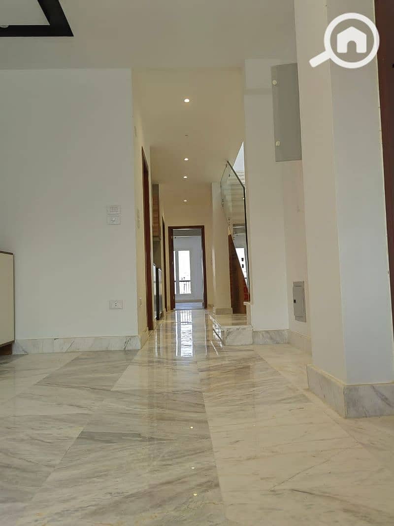 9 6e4788ec-1a53-4ce3-ad1a-ec98922c56f4. jfif. jpg