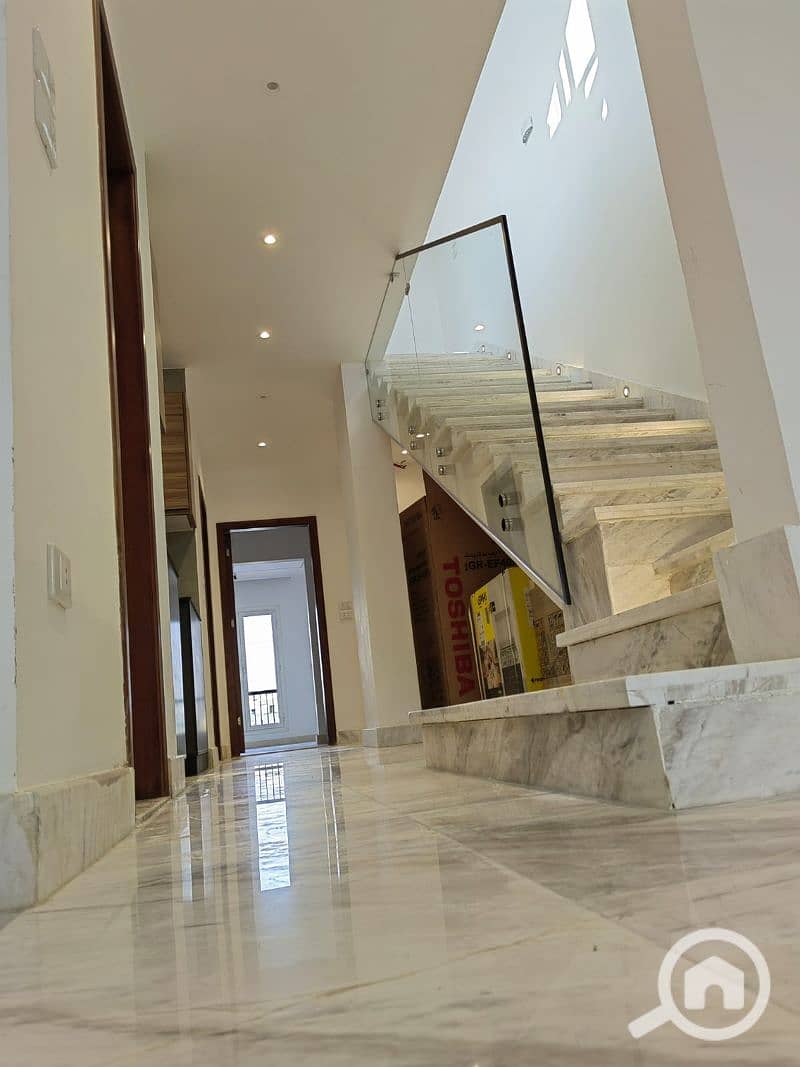 11 27dac99b-dfaa-4ee2-8e06-7e59b81d7eda. jfif. jpg