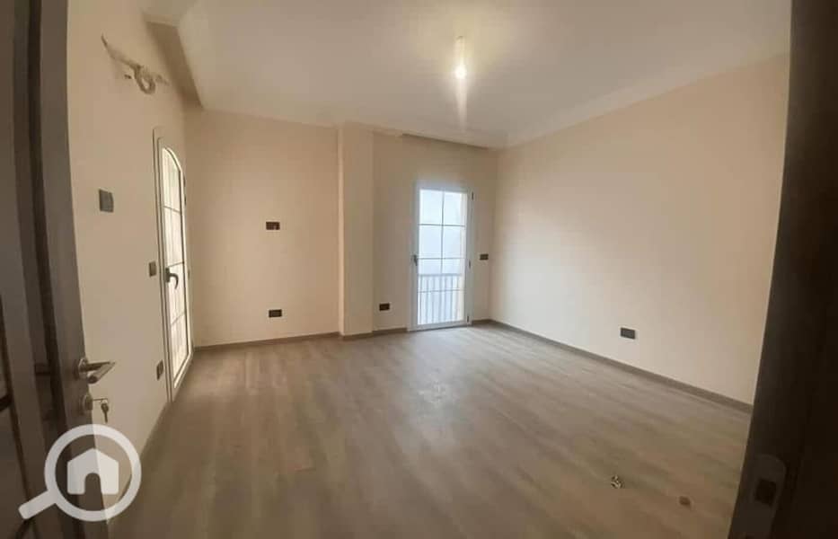 2 WhatsApp Image 2025-05-03 at 7.13. 09 PM. jpeg