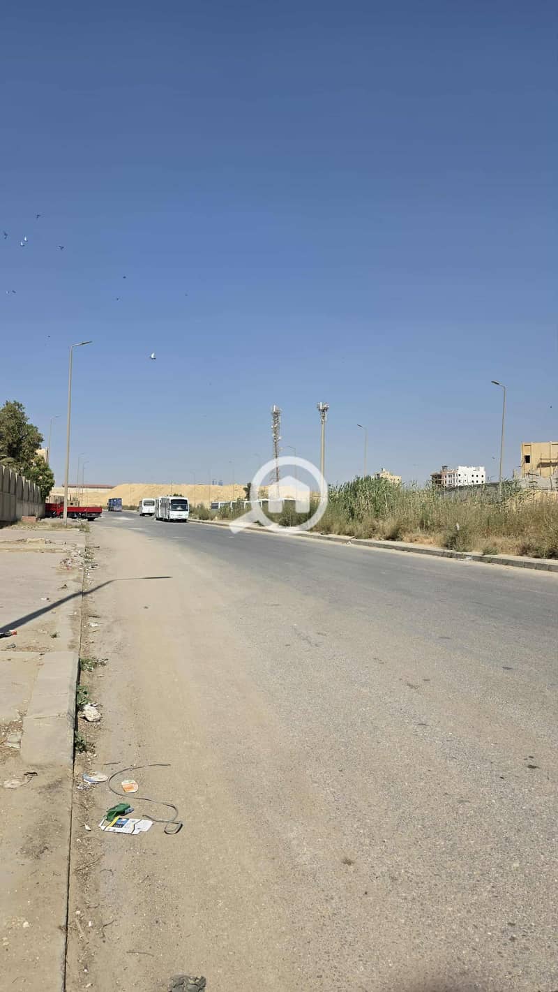 2 d803e02e-f47a-41ab-8d4d-55dbfe1f81c0. jpeg