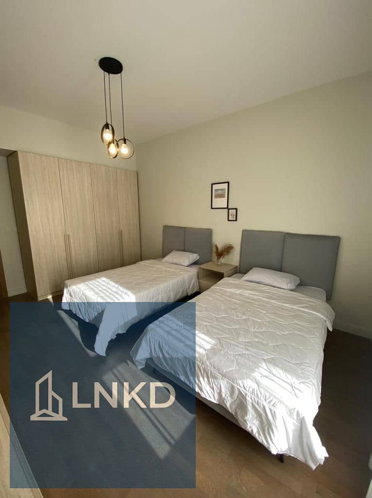 11 728944c4-10c0-424c-975b-0f10c81e98d0. jpg