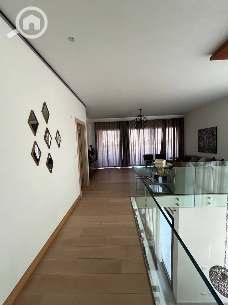 6 aa36f62d-11aa-4365-9a4c-ff9baaaf8bb8. jpeg