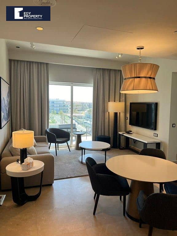 6 _files_aefeaf58-5a3f-479c-ac0d-365885451bf2. jpeg