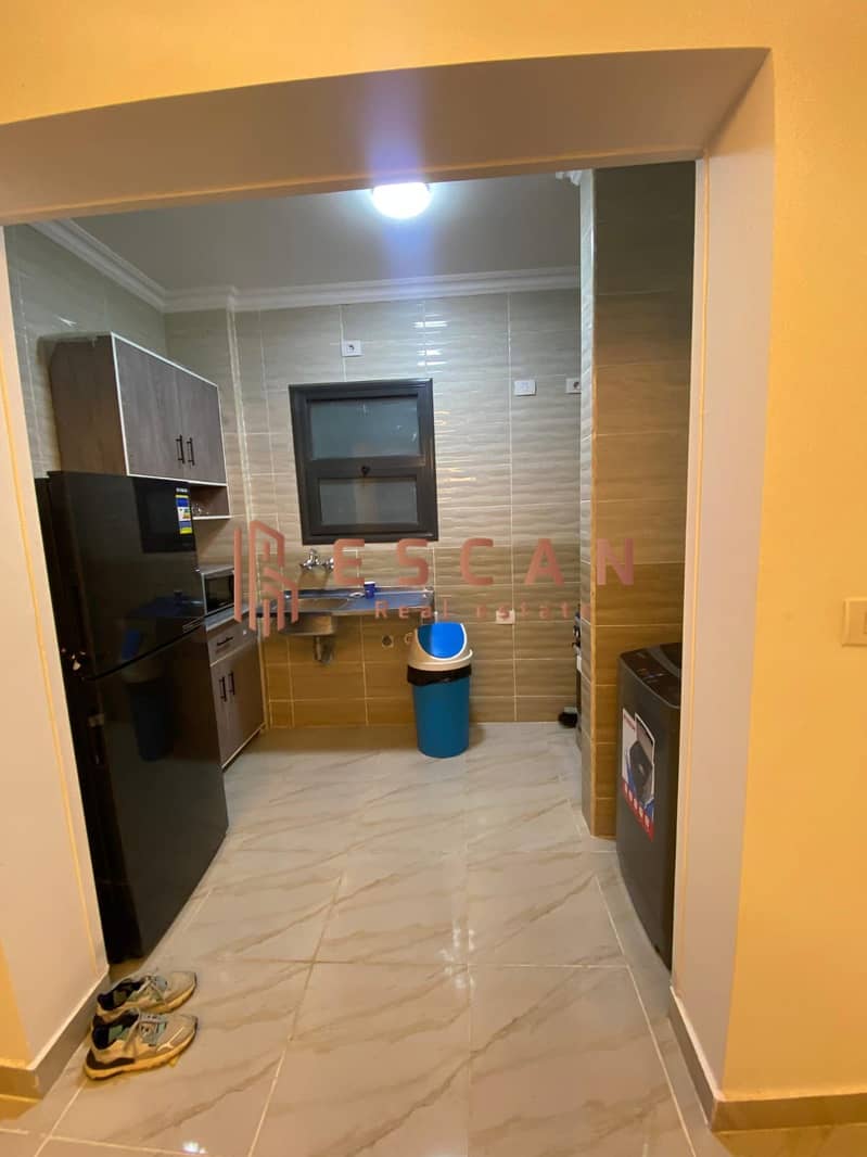 12 U199507 (18). jpeg