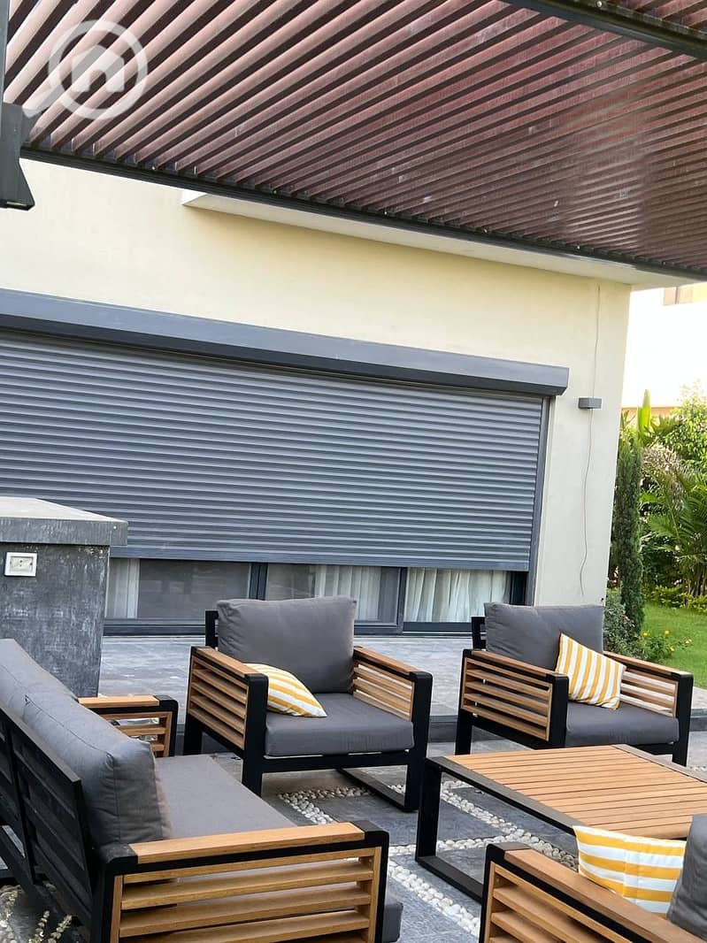 6 5c7fd54b-c7a7-4b23-9ad5-a4efeb560546. jpeg