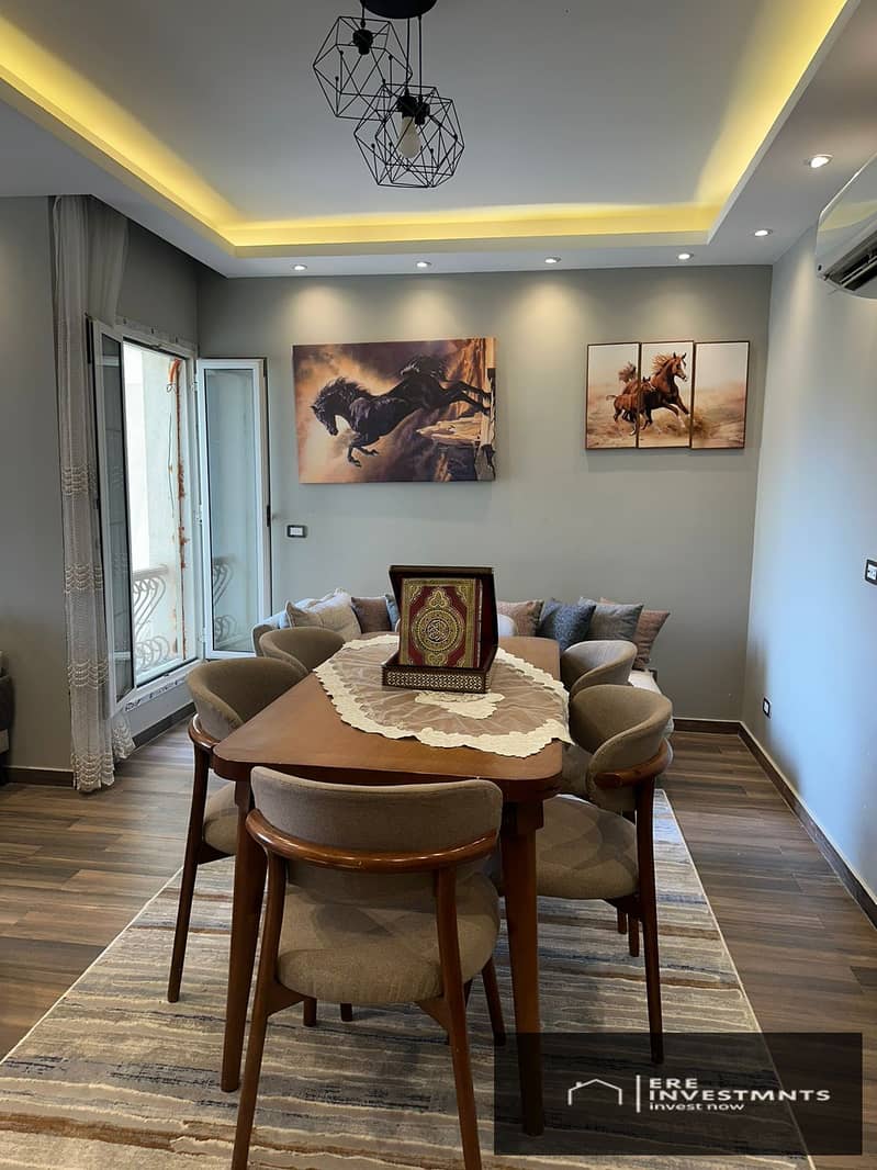 5 3b512b4f-1a65-4008-becc-bd7c73f1ffa2. jpg