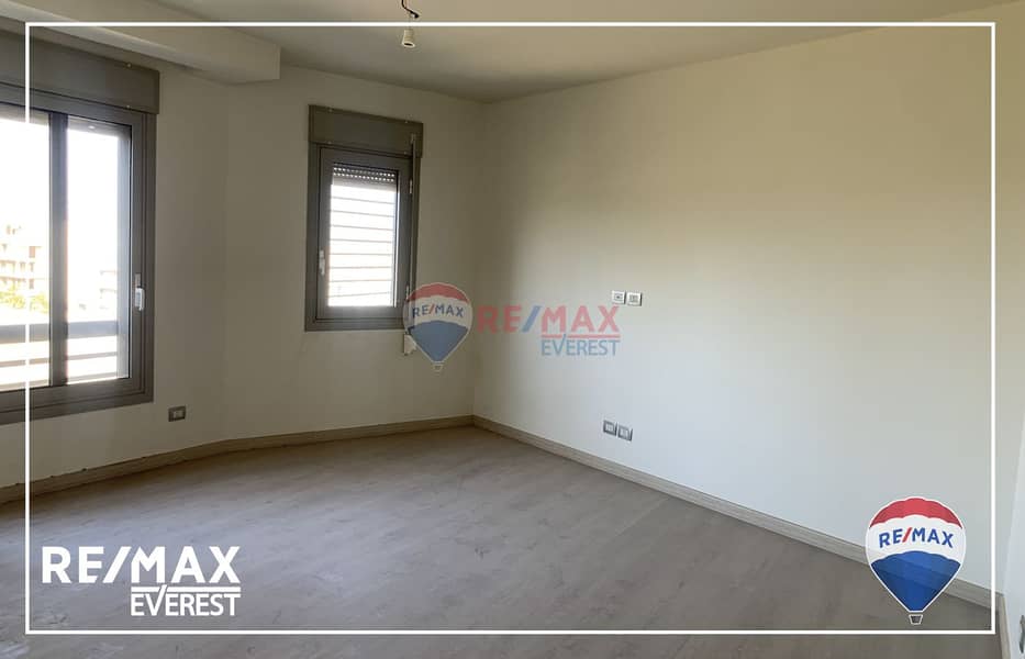 5 WhatsApp Image 2025-08-20 at 12.46. 17 PM (1). jpeg