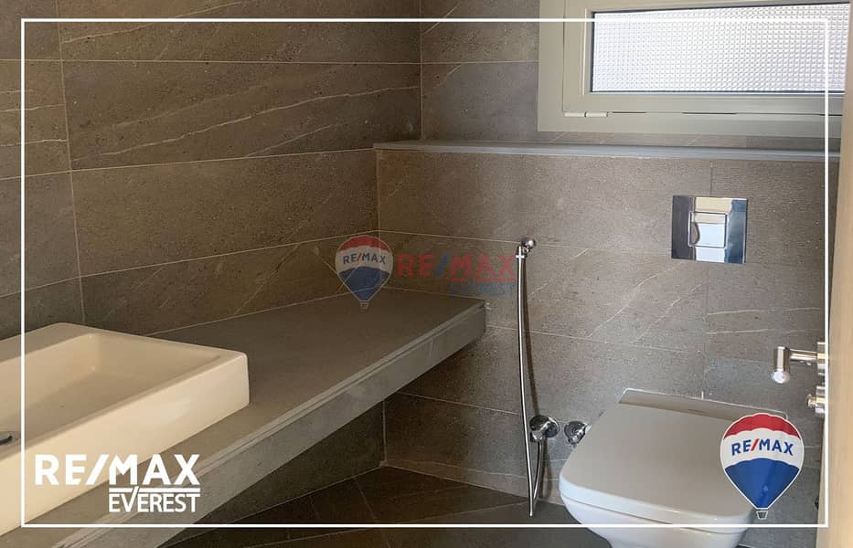 9 WhatsApp Image 2025-08-20 at 12.46. 15 PM. jpeg