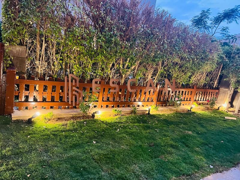 11 U767448 (4). jpeg