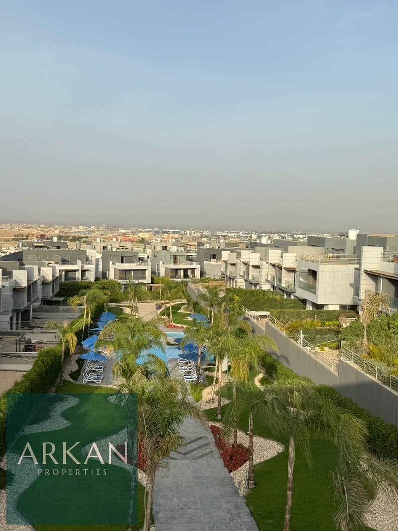 13 f605e90a-45f9-4e8d-b5e2-095fa523e30c. jpg