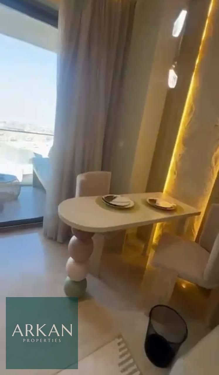 11 b2233e6b-01ae-4cd6-9489-0afbb5264885. jpg