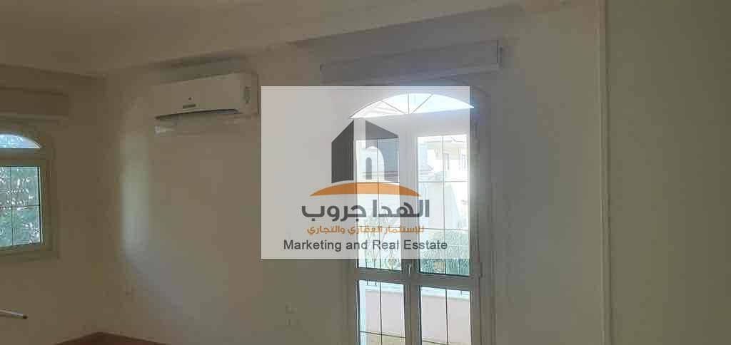 6 9e2d4327-1ff1-4e0d-86dd-012d30f24f3c. jpg