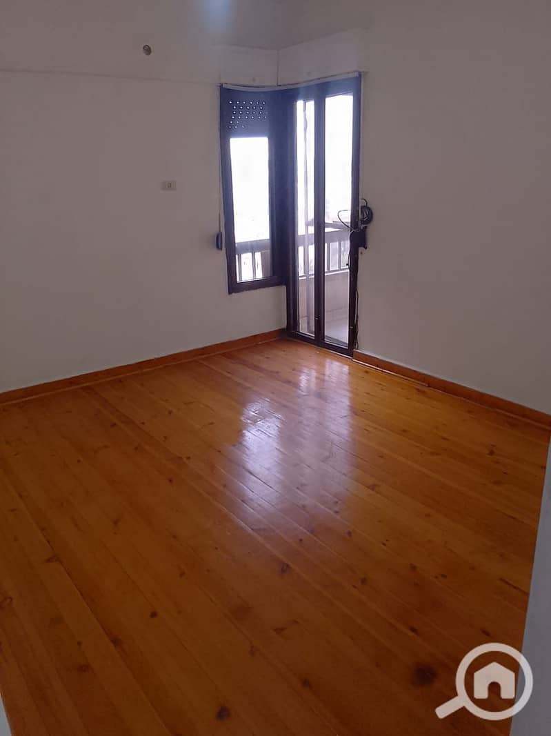 9 537c3b64-d641-4b85-9baa-9ea59057a84f. jpg