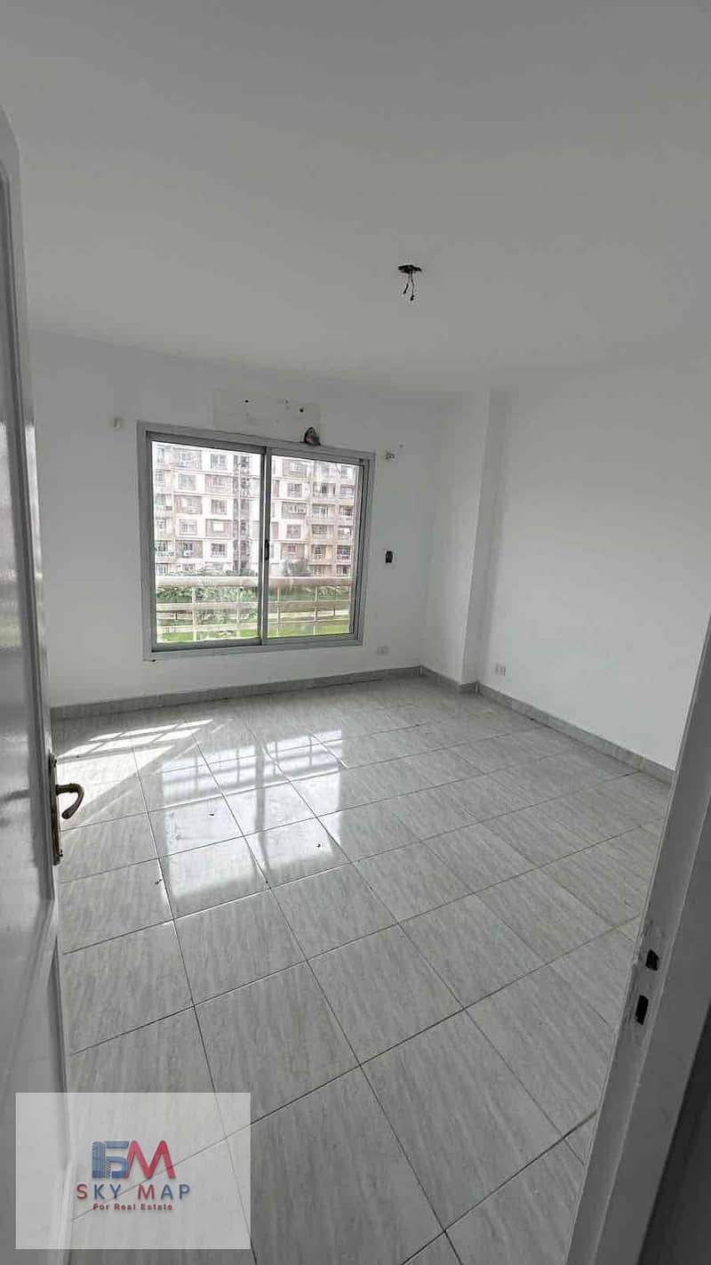 8 3a7578fa-b72b-4b6e-89e2-c270184e5504. jpg