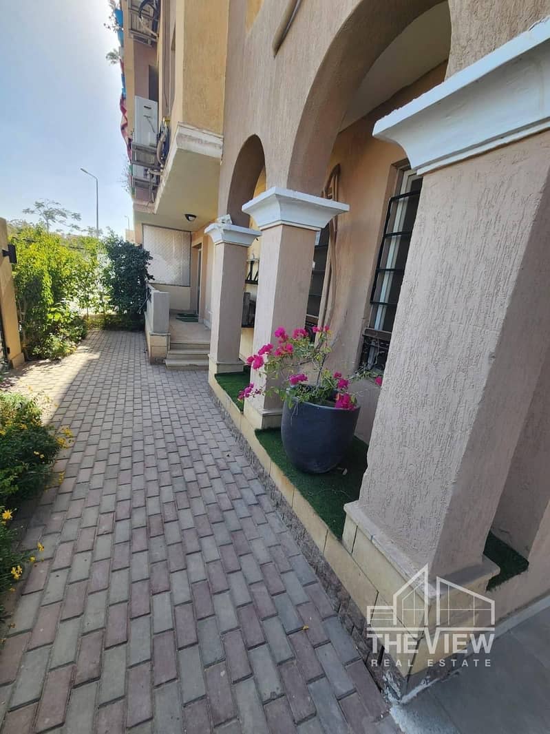 4 WhatsApp Image 2025-10-15 at 23.48. 34_1d4d1f25. jpg