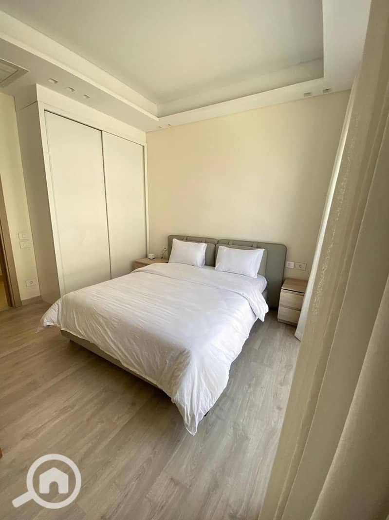 7 11c772f2-db9b-4136-93e4-0b9e629e0df8. jpg