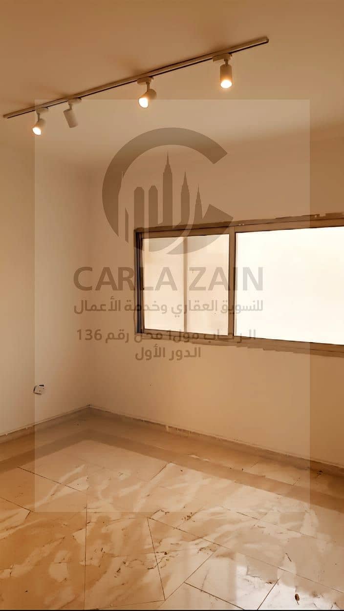 3 fd08fefc-af51-4b84-9a18-2d4da7284009. jpg