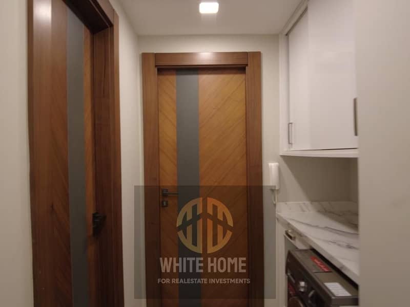 10 811c9355-895c-4044-b248-29884261b027. jpeg