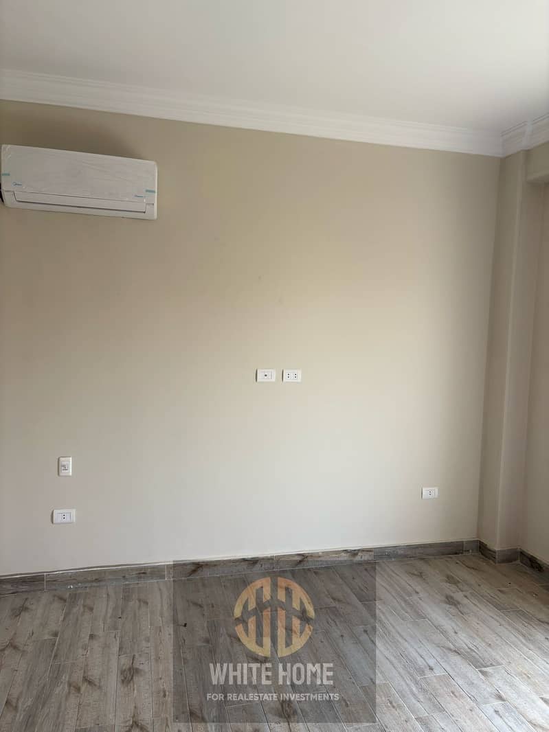 11 095920e5-3847-4fda-8638-be8372036f5d. jpeg