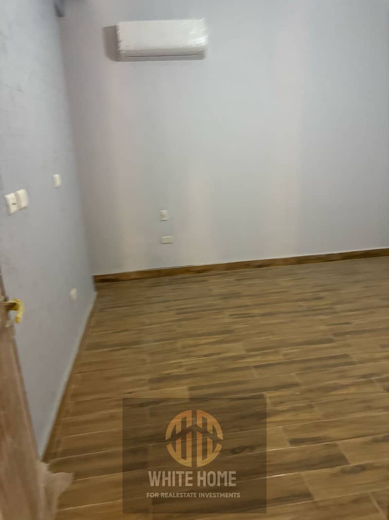 15 735bf1aa-d1e4-4d84-8c37-1da8906a42f3. jpeg