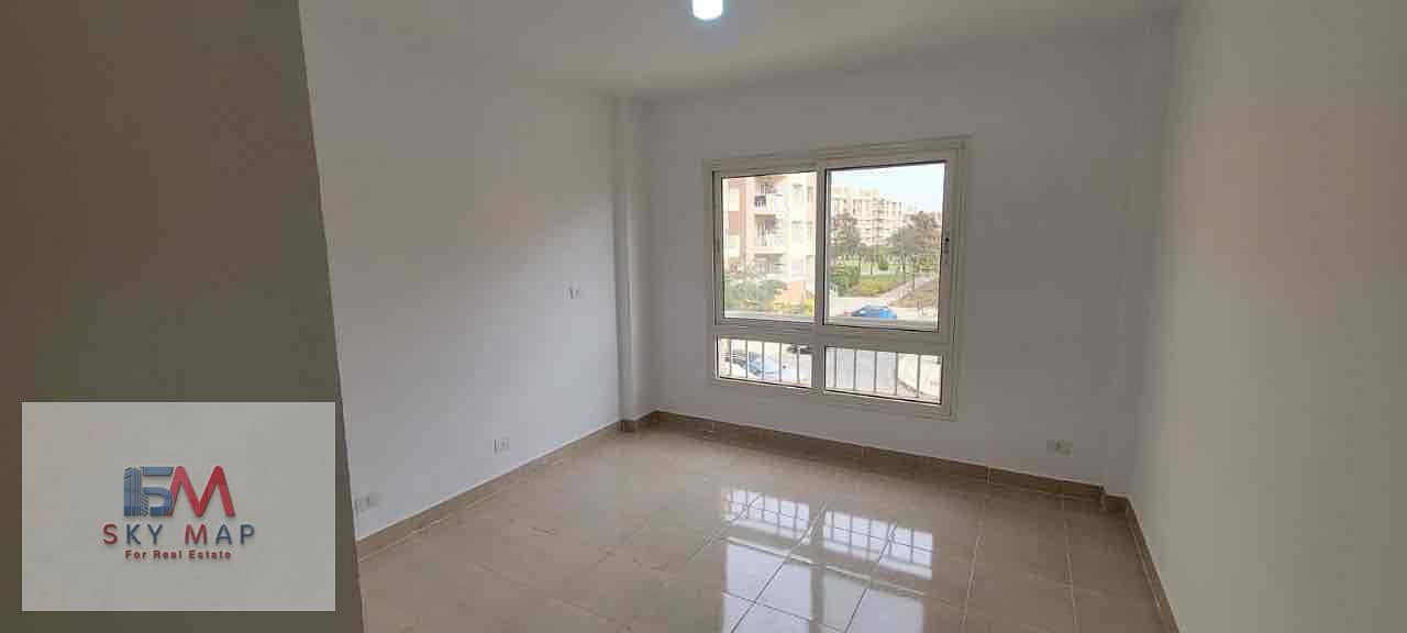 4 1943edd0-cecc-444c-8ecd-cb7300dc76a9. jpg