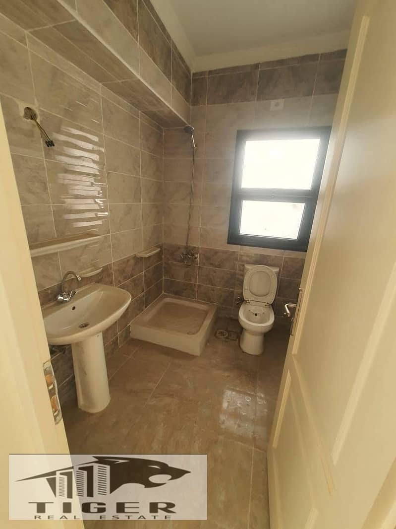 3 WhatsApp Image 2025-09-04 at 12.48. 18 PM. jpeg