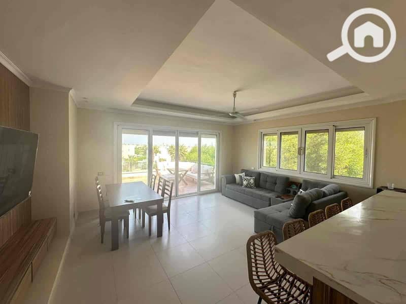 2 ff837442-0746-42ba-81cd-8ff9a097bd87. jpg