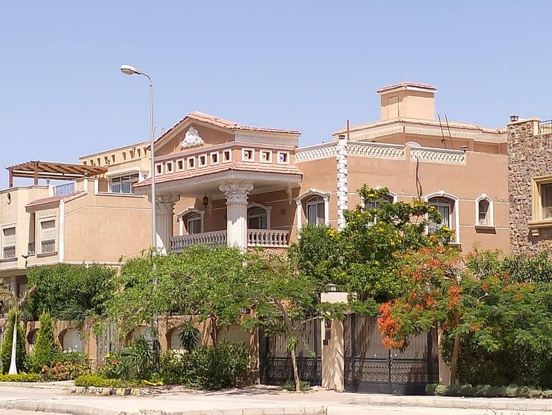 الشيخ زايد الحى ١٣ المجاوره ٦